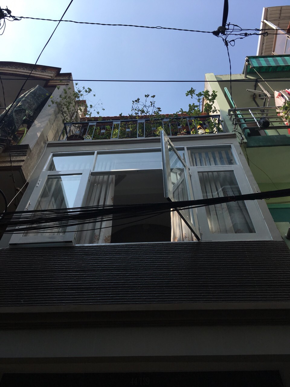 Chỉ 8.3 tỷ ! có ngay nhà mặt tiền cực đẹp khu Bảy Hiền. Dt 4x18m*4 tấm kiên cố. (4PN, 5WC, 2ST, GT)