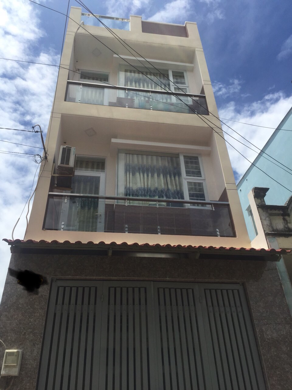 Bán Nhà Hẻm Xe Tải Vườn Lài Phường Tân Thành,4,2x13m ,3 lầu đẹp vào ở ngay giá chỉ 6,1 tỷ TL