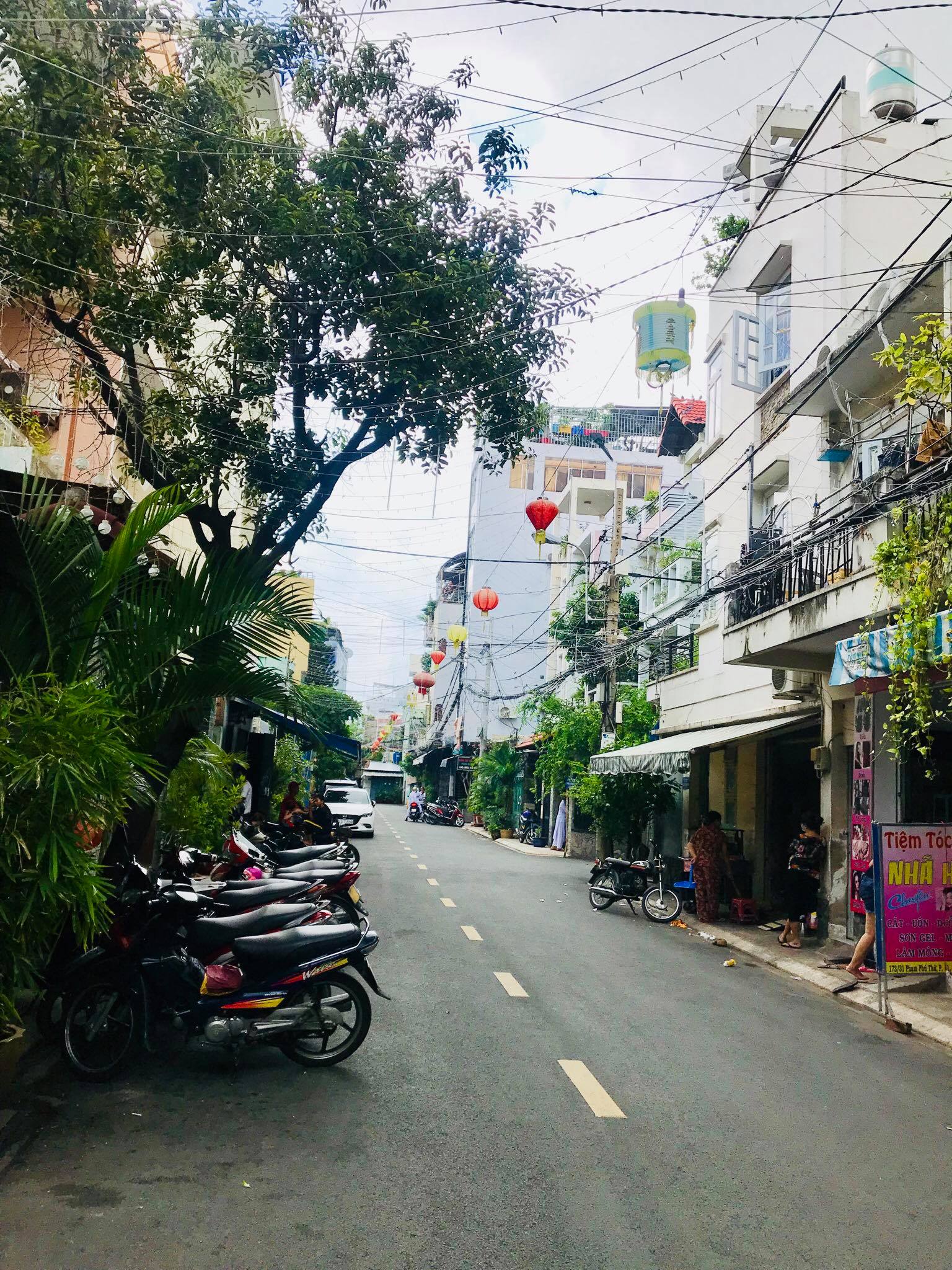 Bán nhanh nhà HXH đường Nguyễn Trọng Tuyển P10 Phú Nhuận, DT: 3.7*15m 2 lầu giá 9.7 tỷ 