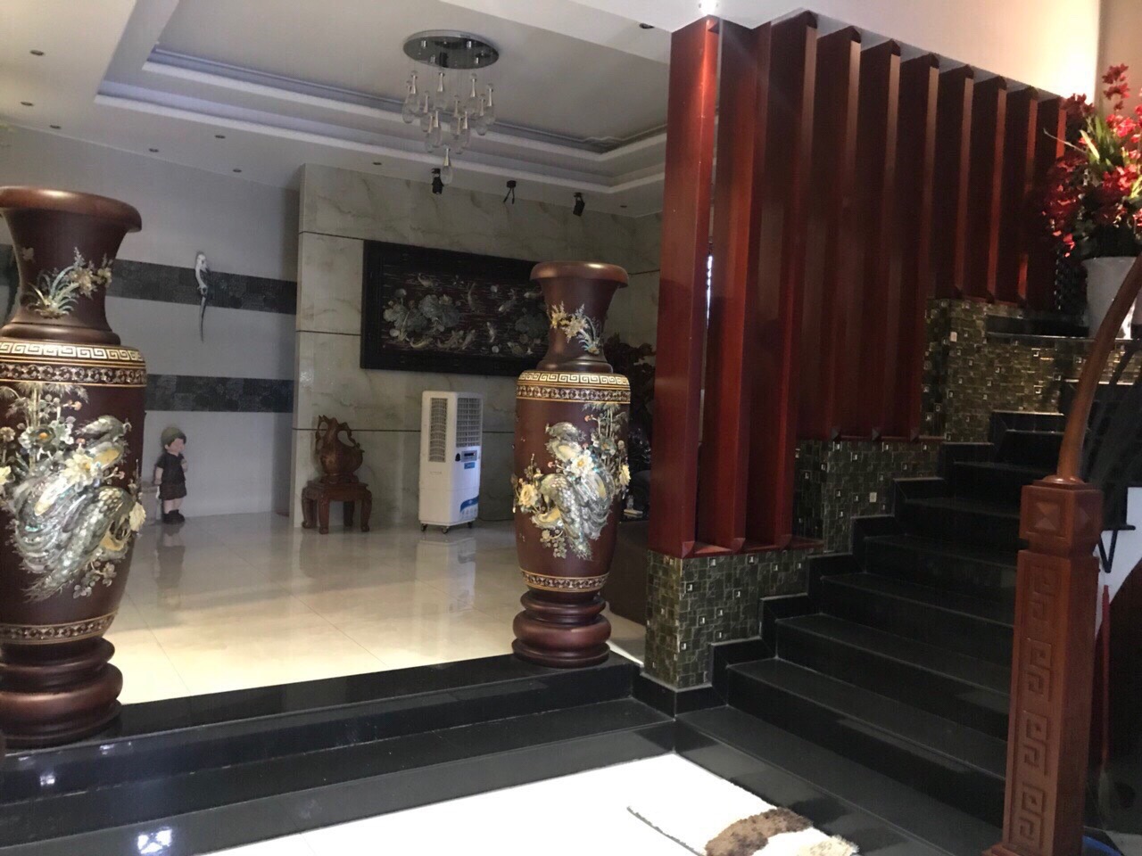 Bán nhà cấp 4 đường Lê Quang Định, (7.4m x 25m nở hậu: 10m) giá 11.2 tỷ, đơn giá 56 triệu/m2 	