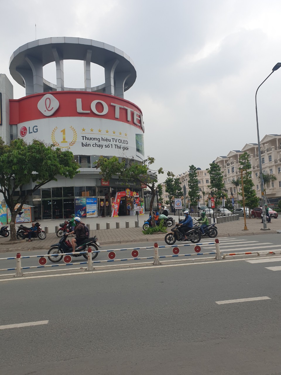 Bán nhà mặt tiền Nguyễn Văn Lượng, Gò vấp, đối diện Lotter mark, giá 12 tỷ