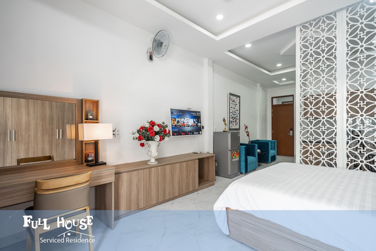 Bán rẻ nhà hẻm xe hơi đường Tô Hiến Thành, quận 10, DT 4.5x15m, 4 tầng, giá chỉ 14 tỷ