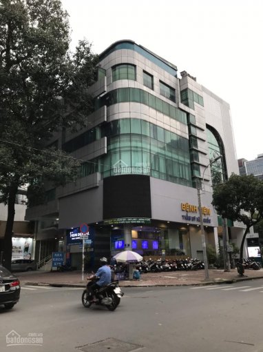 Định cư nước ngoài bán gấp 2 MT Trần Quang Khải - Trần Nhật Duật, P. Tân Định, Q.1, 5x20m, 4 lầu mới, HĐT: 130tr/th. Giá: 32.5 tỷ