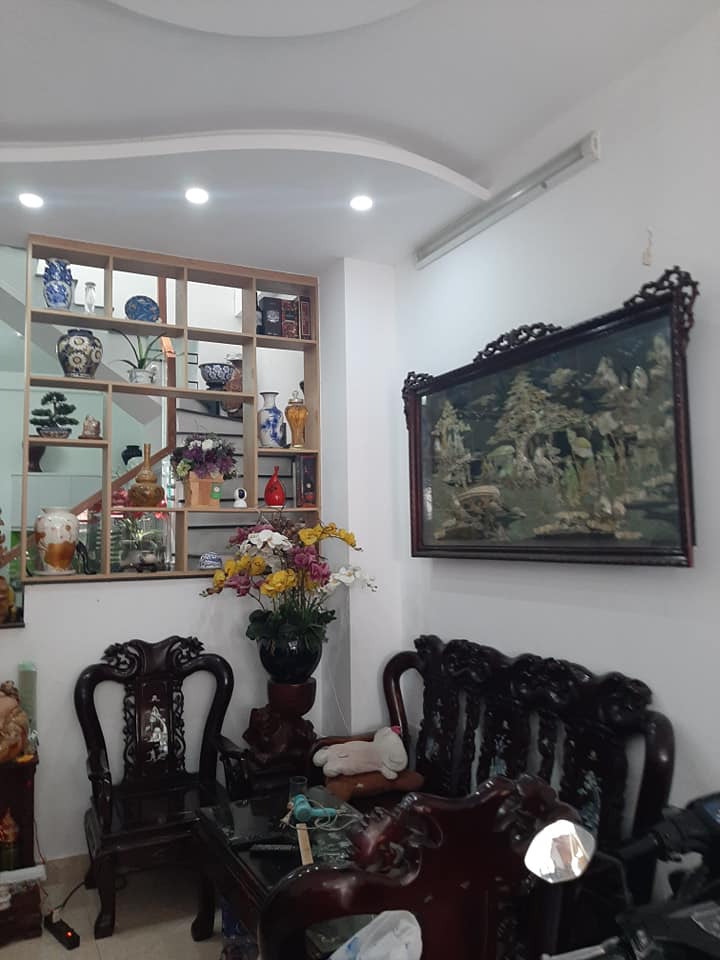Cần bán giảm 300 triệu_Nhà 4 tầng_3PN_CMT8_Hẻm rộng_Q10