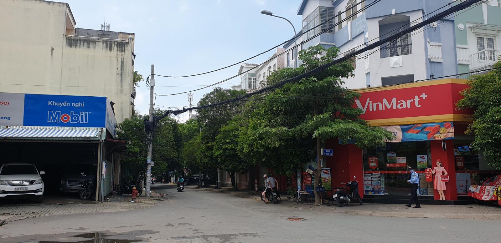 Bán nhà góc 2MT Cao Lỗ & Võ Liêm Sơn, P.4, Q.8, DT: 20x12 , dtcn 207m2, Gía 35 tỷ