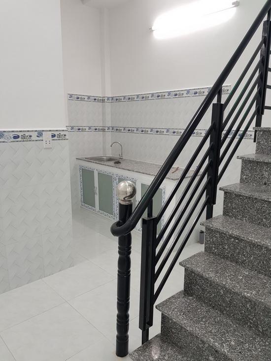 Bán nhà đẹp giá rẻ 1 lầu hẻm 841 Huỳnh Tấn Phát, Phường Phú Thuận, Quận 7