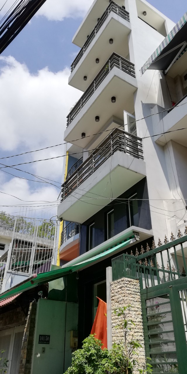 Bán nhà HXH 6m Sư Vạn Hạnh. 3.8*15m. Giá: 8,5 tỷ