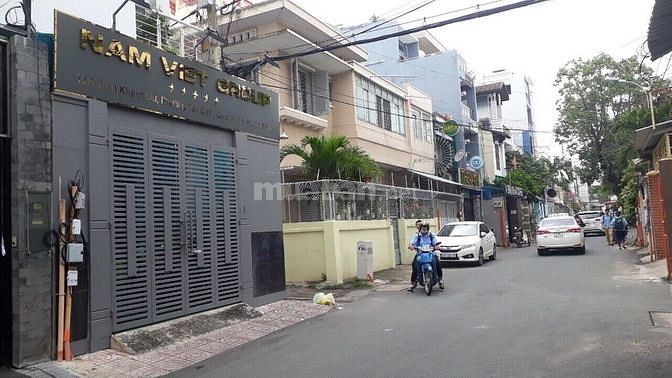 Bán 2.046,2m2 đất thổ cư 2 mặt tiền đường lớn Lê Văn Chí và đường Linh Trung , P. Linh trung, TP. Thủ Đức. Giá bán inbox. Liên hệ: 0902.650.739