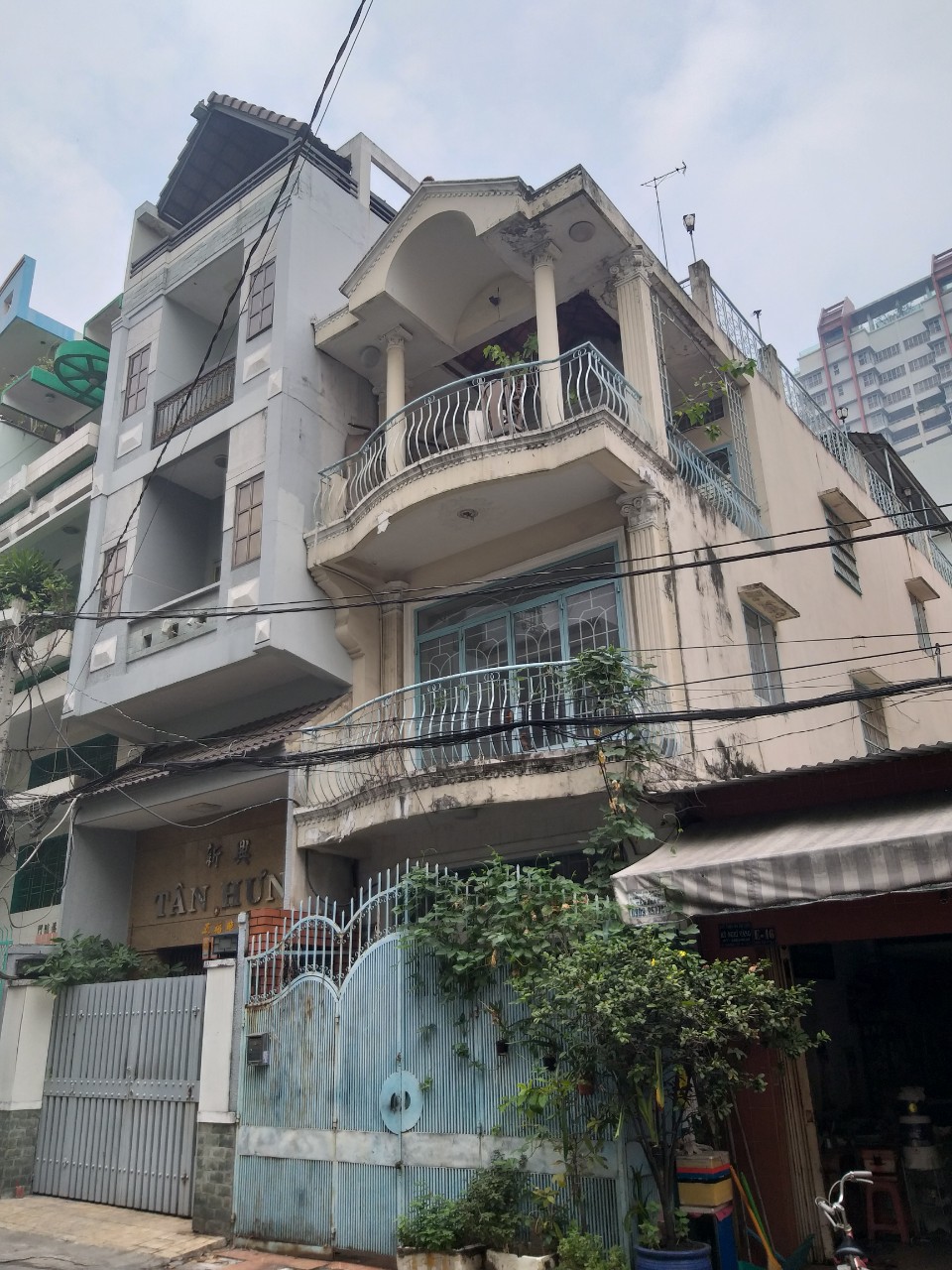 Bán nhà mặt phố tại Phố Quang Trung, Phường 10, Gò Vấp, Tp.HCM giá 15 Tỷ