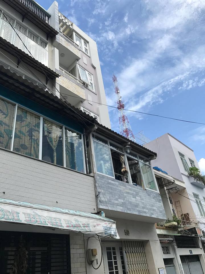bán nhà hẻm nhựa 8m khu an ninh khu cư xá nguyễn trung trực q10 DT 3,6X10 nhà 1 lầu giá chỉ 12,8 ti 