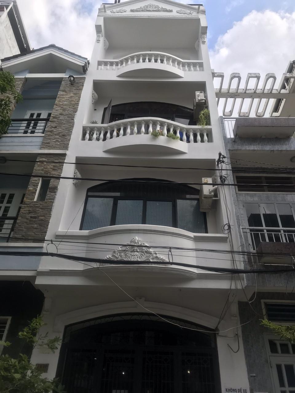 Bán nhà Mặt tiền đường A4 P.12 Q.Tân Bình, Nhà 3 lầu DT 5.6x18m vuông vức giá 19.5 tỷ