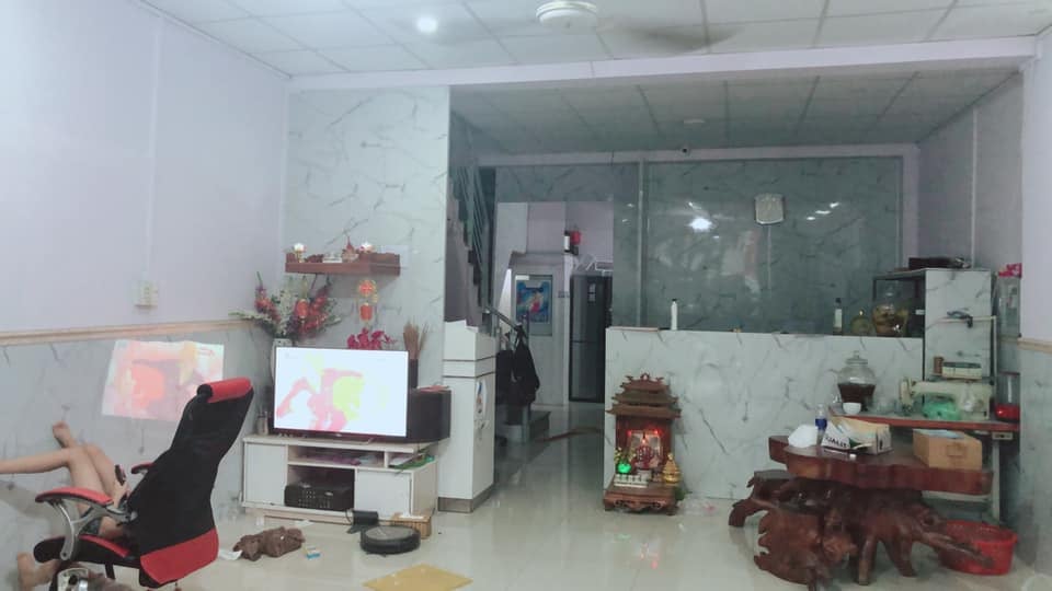 Ngộp bank bán gấp nhà mặt tiền Nguyễn Hữu Tiến, Tân Phú 45m2. Giá chỉ 4.8 tỷ - 0904988489