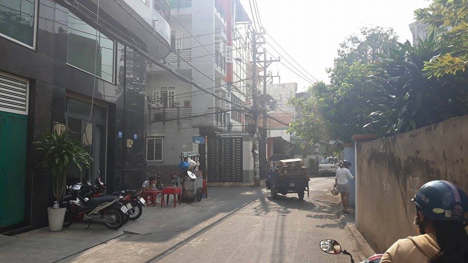 Bán nhà hẻm 10m Tô Hiệu Tân Phú 4x18.5m lửng 4 lầu ST giá 10.5 tỷ TL
