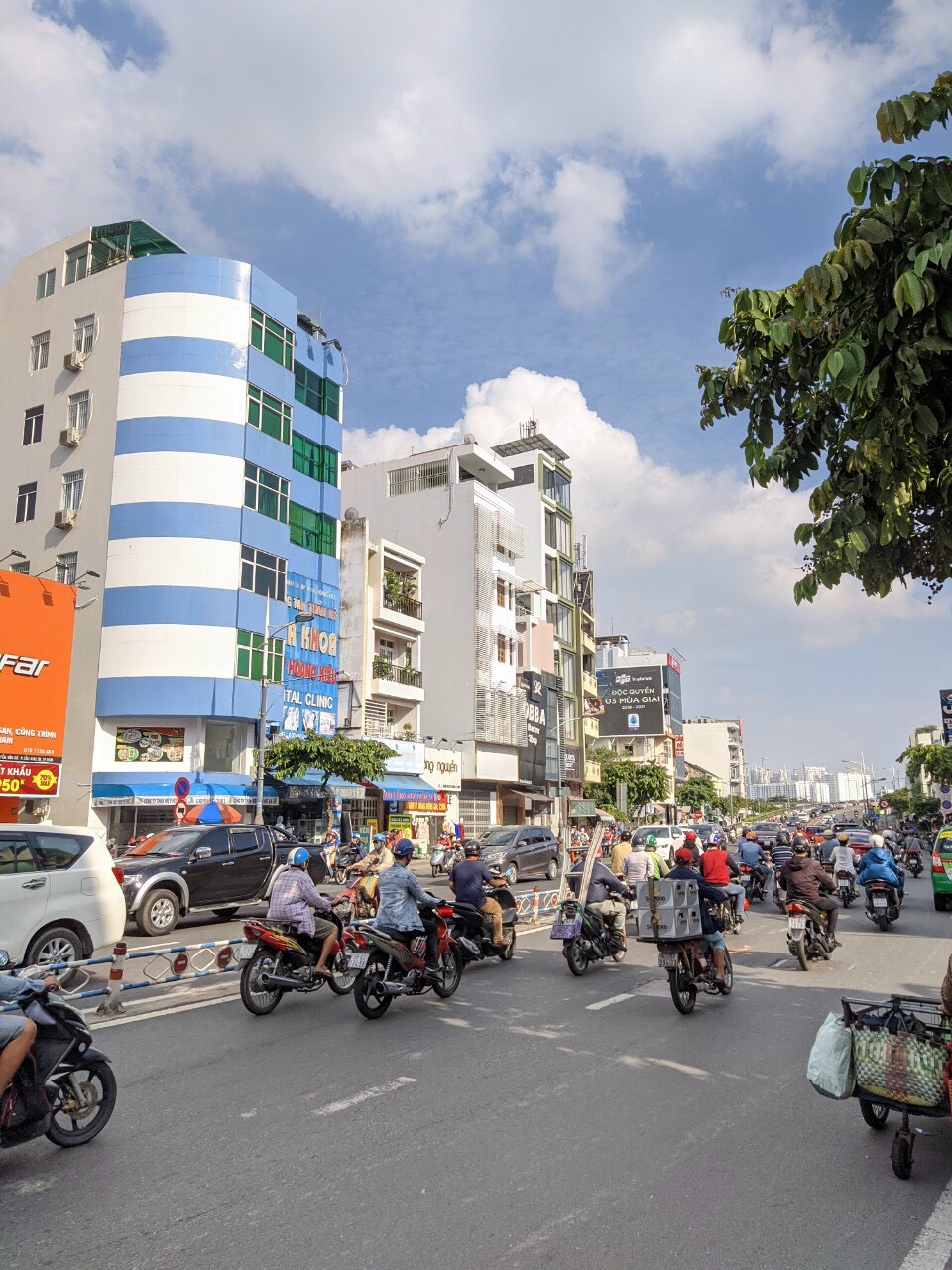 Chính chủ bán căn Góc 2 MT (5.6x23.5m) Nguyễn Văn Cừ,P. Nguyễn Cư Trinh Q1