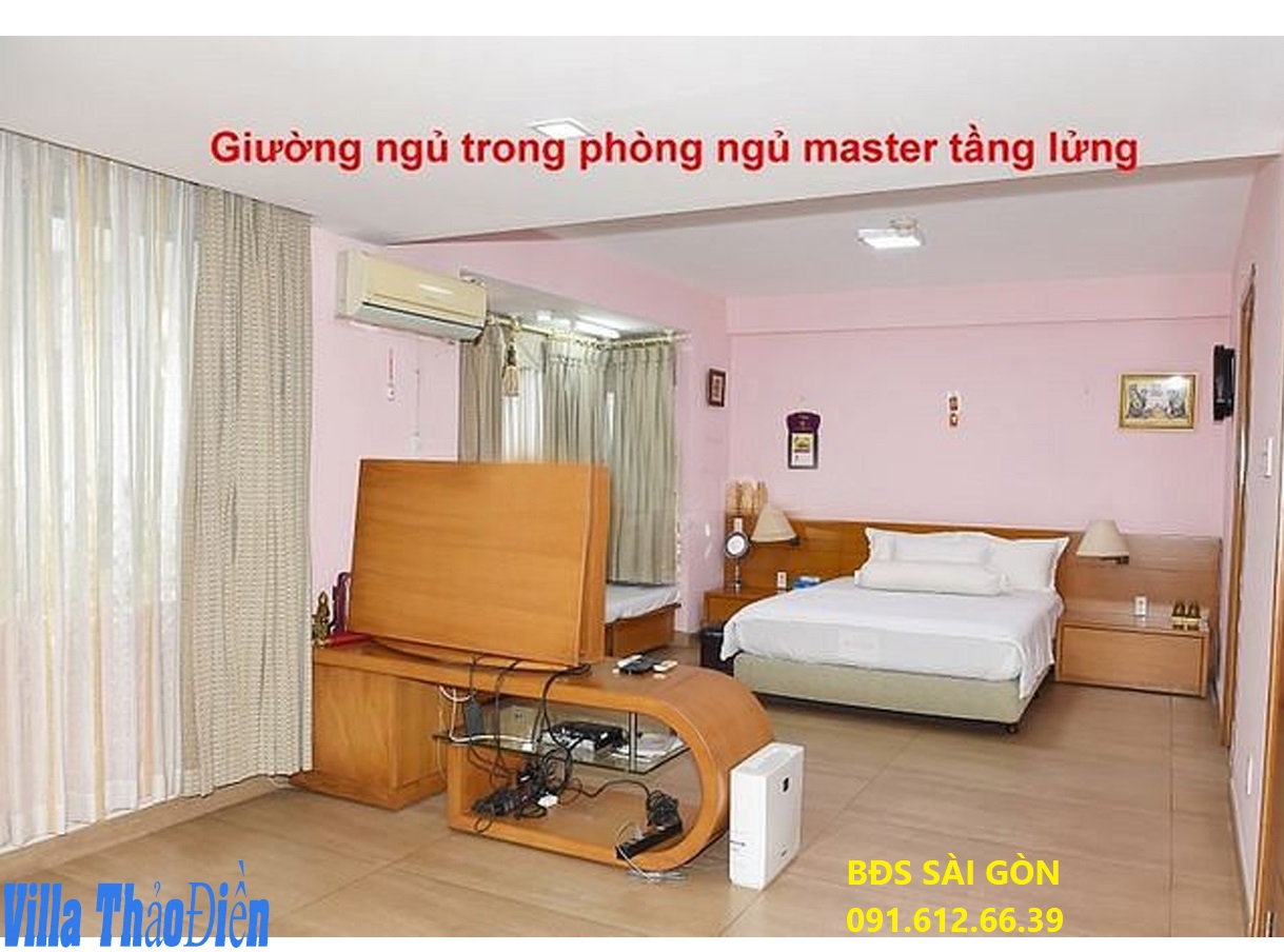 Bán nhà biệt thự, 215 Nguyễn Văn Hưởng, Phường Thảo Điền, Quận 2, Tp.HCM diện tích 228m2  giá  tốt 35 Tỷ