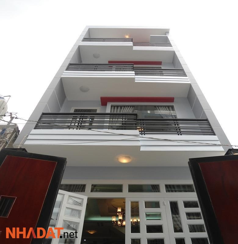 Bán nhà mặt phố tại Đường Hoa Hồng, Phường 2, Phú Nhuận, diện tích 64m2  giá 18.7 Tỷ