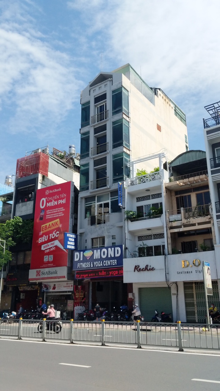 Bán nhà 2 mặt tiền đường Phạm Văn Hai - Nguyễn Bặc phường 3, Tân Bình. DT 3.8x15m (3 lầu) giá 14 tỷ