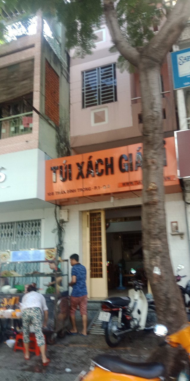 MT 2 lầu st Huỳnh Mẫn Đạt dt 3.5*8m giá 15 tỷ tl