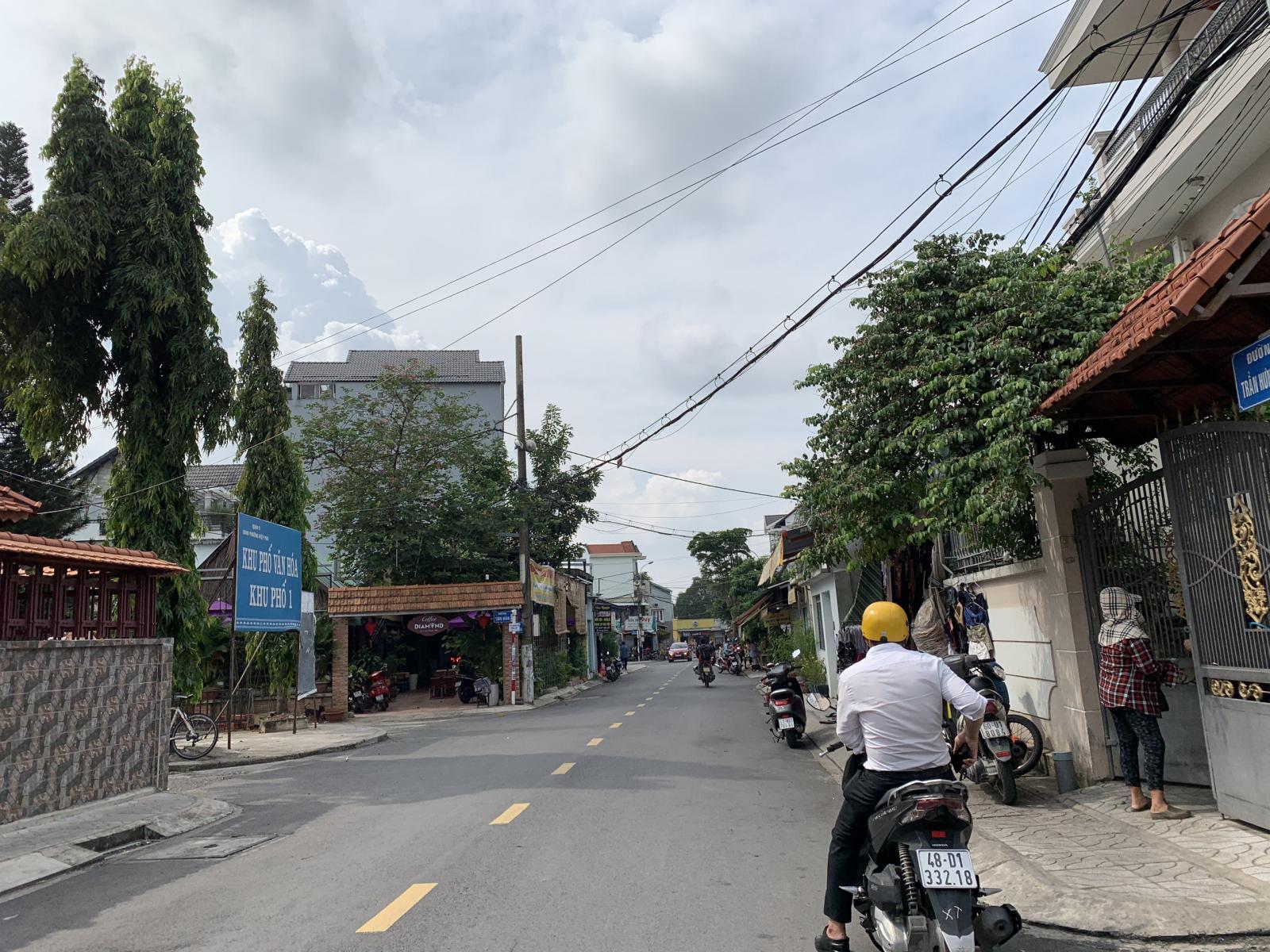 Mặt Tiền Đường Trần Hưng Đạo, Chợ Kiến Thiết, Hiệp Phú, Ngang 8m, 156m2.