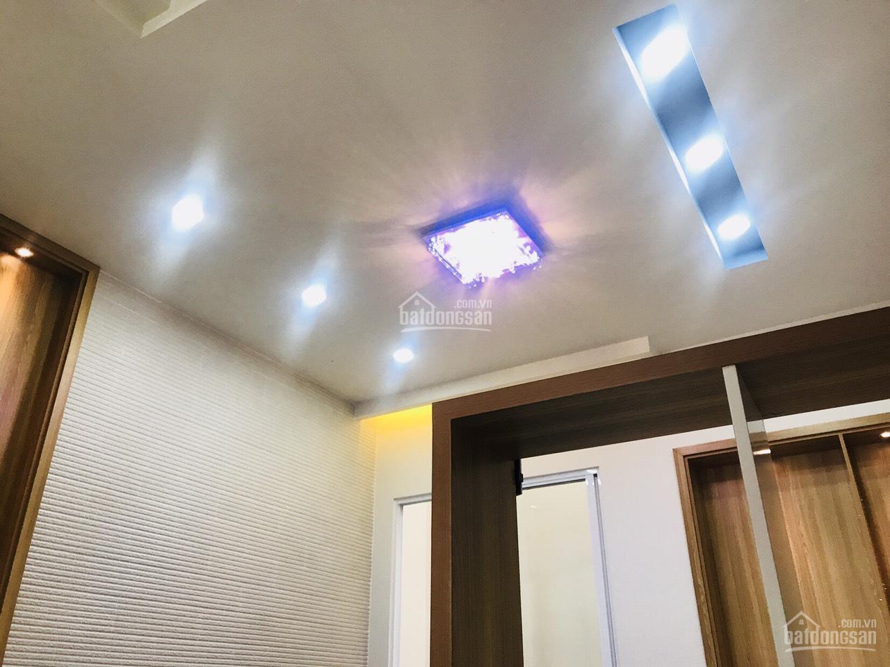 Nhà đẹp ở ngay hẻm xe hơi đổ nhựa đường Cộng Hòa, Tân Bình. Dt: 5x15m giá chỉ 10.5 tỷ TL