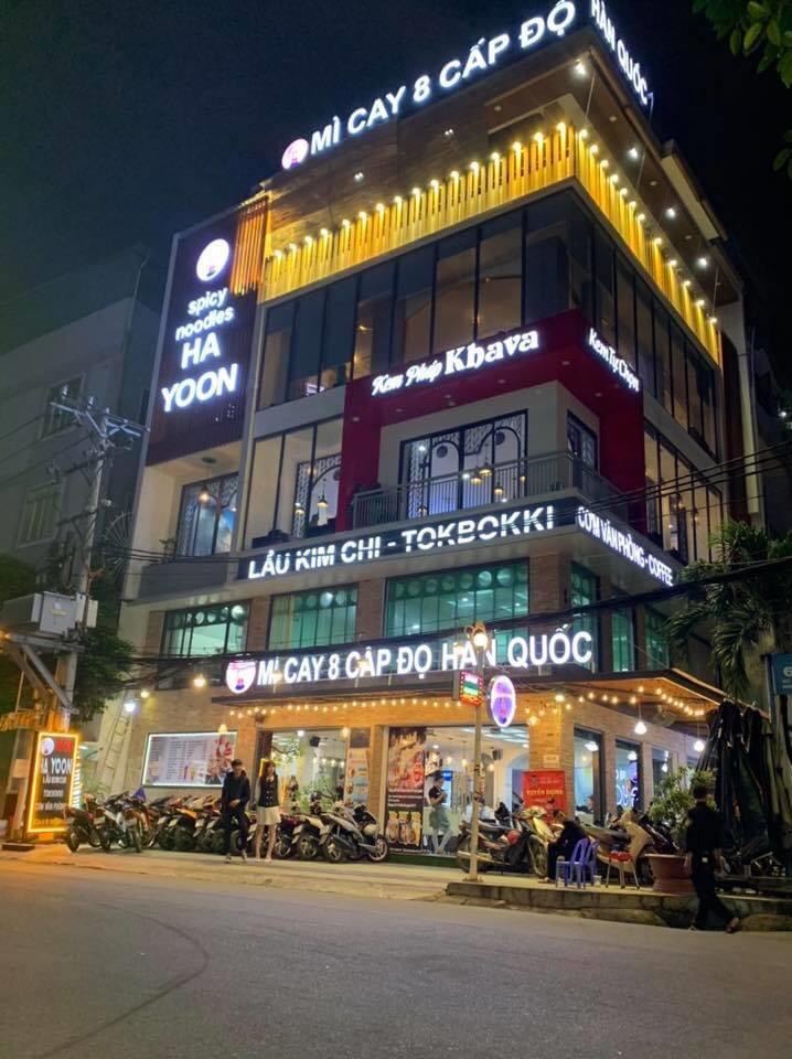Bán nhà mặt phố đường Sư Vạn Hạnh, Phường 12, Quận 10. Đối diện Vạn Hạnh Mall, vị trí kinh doanh cực VIP.