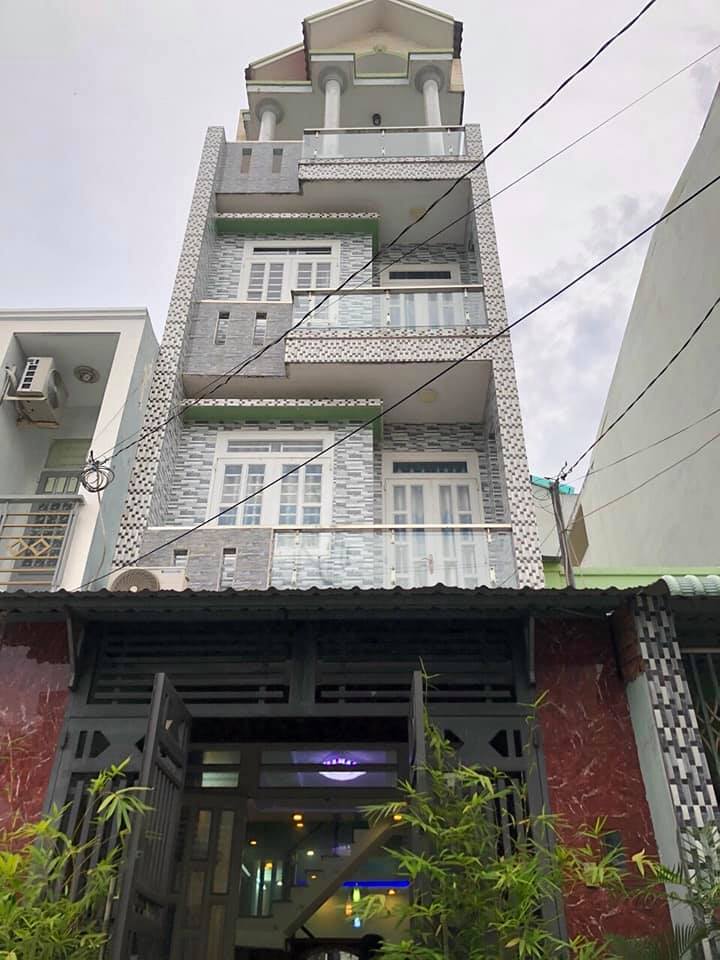 Bán căn góc 2MT HXH đường Nguyễn Tri Phương, P. 9, Quận 5, DT: 4,1x14m, 5 lầu, Giá 15,2 tỷ