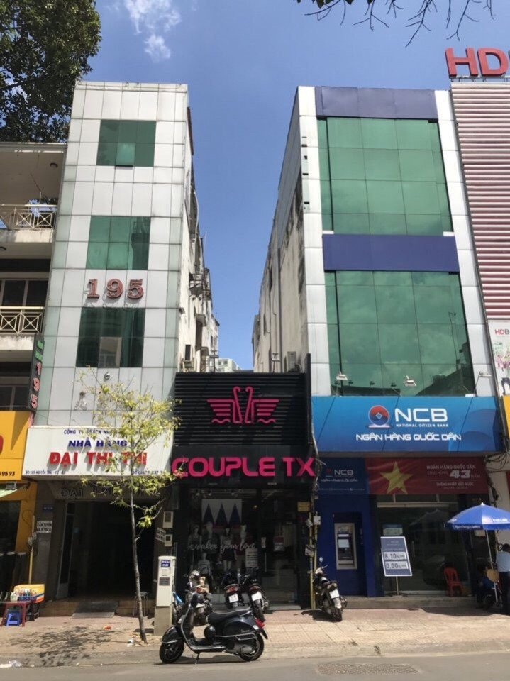  Bán nhà đường Nguyễn Trãi, quận 5, DT: 5x24m, 4 tầng, HĐ thuê 60 tr/th, giá 25.6 tỷ