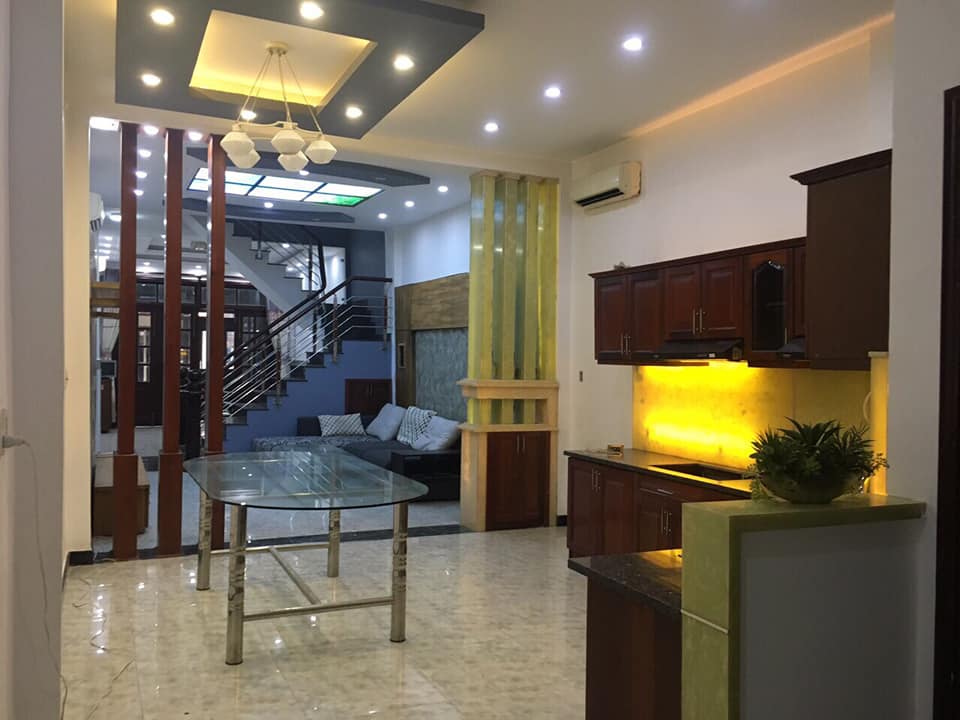 Nhà Nguyễn Thị Minh Khai, Quận 3, 40m2, 5 tầng, 4PN, Giá 5.5 tỷ.