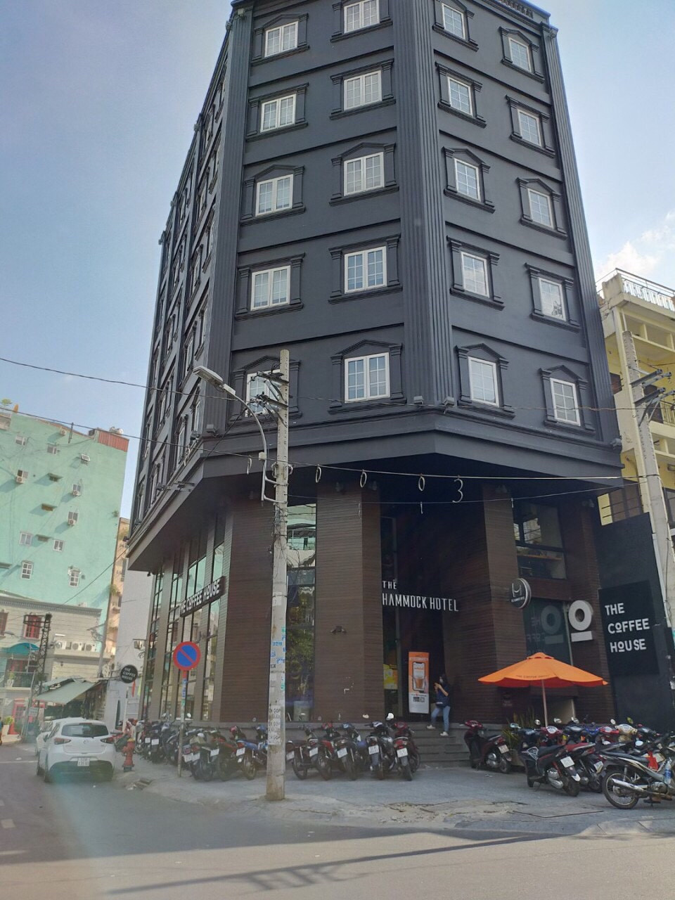 Bán nhà hàng Hầm 5 lầu, mặt tiền đường Tiền Giang. Giá chỉ 17.3 tỷ