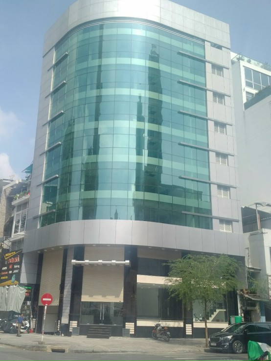 Building mặt tiền Trương Định Phường 6 Quận 3, DT: 8.8x25m, Hầm + 9 tầng, giá: 210 tỷ TL