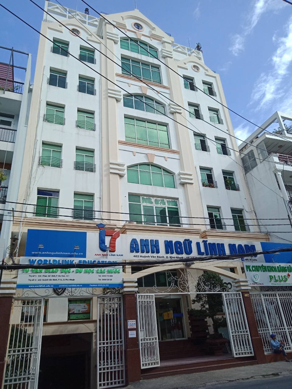 Building mặt tiền Lý Tự Trọng Quận 1, DT: 8.8x25m, Hầm + 9 tầng, giá: 215 tỷ TL