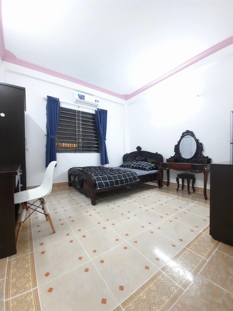 Cách Mạng Tháng Tám, Quận 10, 40m2, 4 tầng, 3PN rộng khép kín. Giá 4,5 tỷ