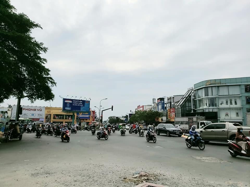 Bán nhà HXH thông Lê Thị Hồng P.17 Gò Vấp, 63m2, 4 tầng BTCT chỉ 8.9 tỷ.