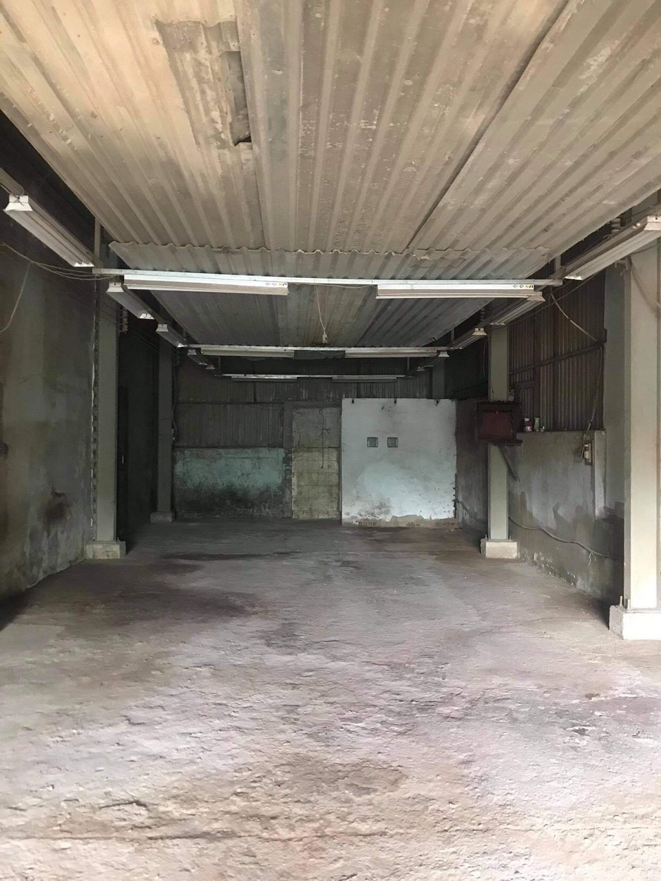 Chính chủ cần sang nhượng nhà kho mặt tiền đường Ao Đôi, Bình Trị Đông A —-> QL1A