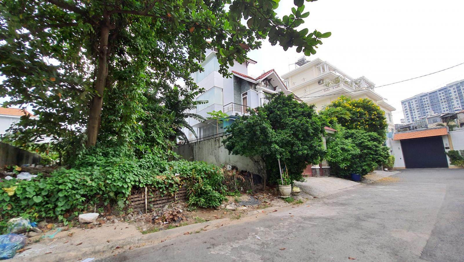 Bán đất biệt thự compound phường Bình An Q2, gần cầu Sài Gòn, 10x30, 105tr/m2, sổ đỏ. LH: 0906997966