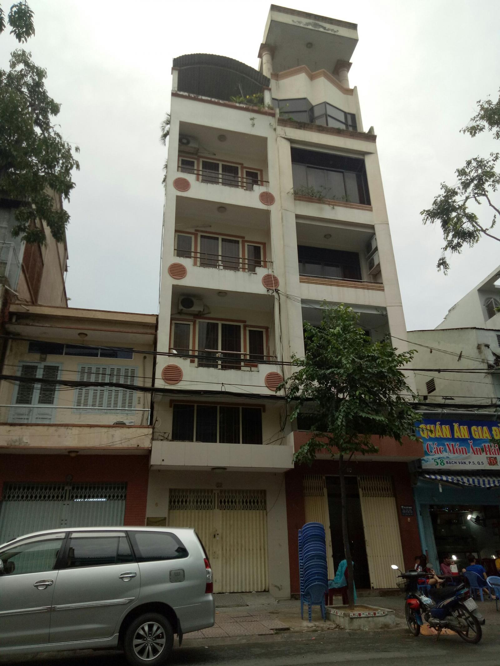 Bán nhà 2 lầu HXH Trần Hưng Đạo dt 3x11m giá 6.5 tỷ. HĐ thuê 15 triệu.