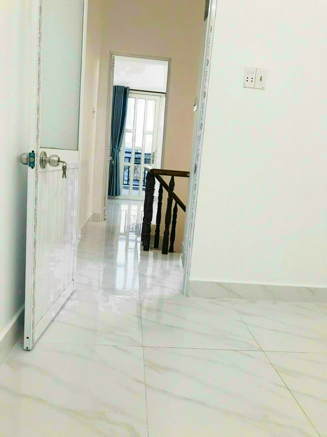 Bán nhà 2 lầu hẻm 96 đường Đào Tông Nguyên Kho C Huyện Nhà Bè.