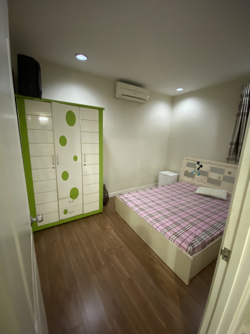 Cần cho thuê căn hộ Carina Đường Võ Văn Kiệt Quận 8, Diện tích 99m2, 2phòng ngủ,đầy đủ nội thất 