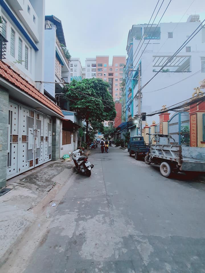 Bán nhà đường Nguyễn Tuân Phường 3 Gò Vấp 62m2 chỉ 4 tỷ 5