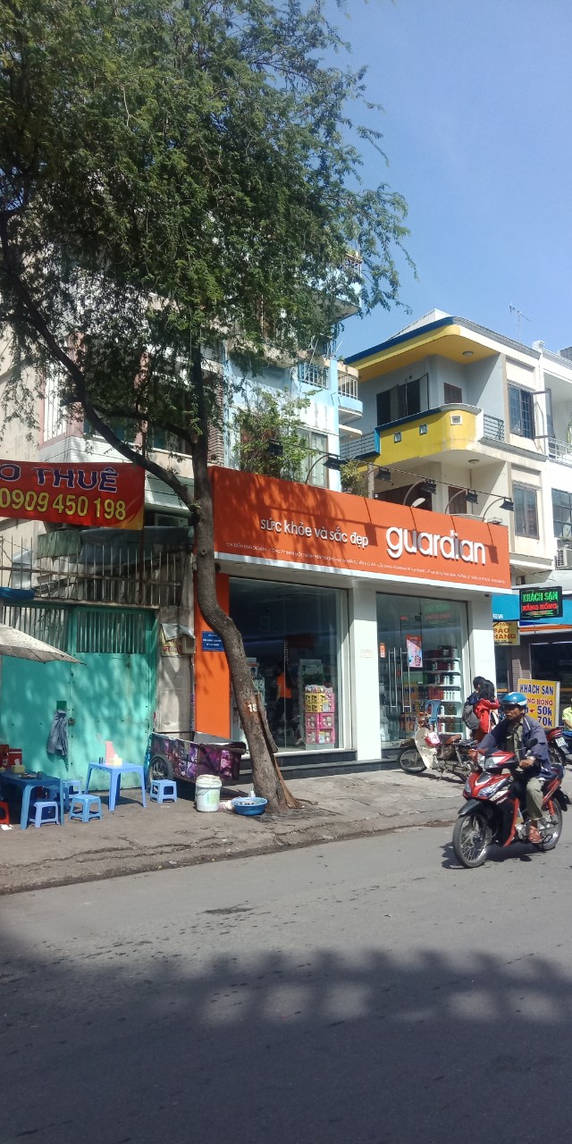Bán nhà hẻm xe tải Q5 dt 4x18m giá 11.2 tỷ