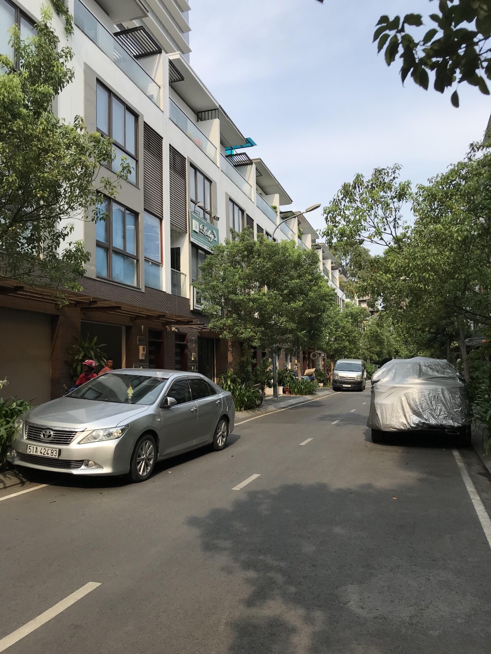 Bán gấp siêu biệt thự đường Nguyễn Tri Phương, quận 10, DT: 8x20m, 3 lầu, giá chỉ 25 tỷ