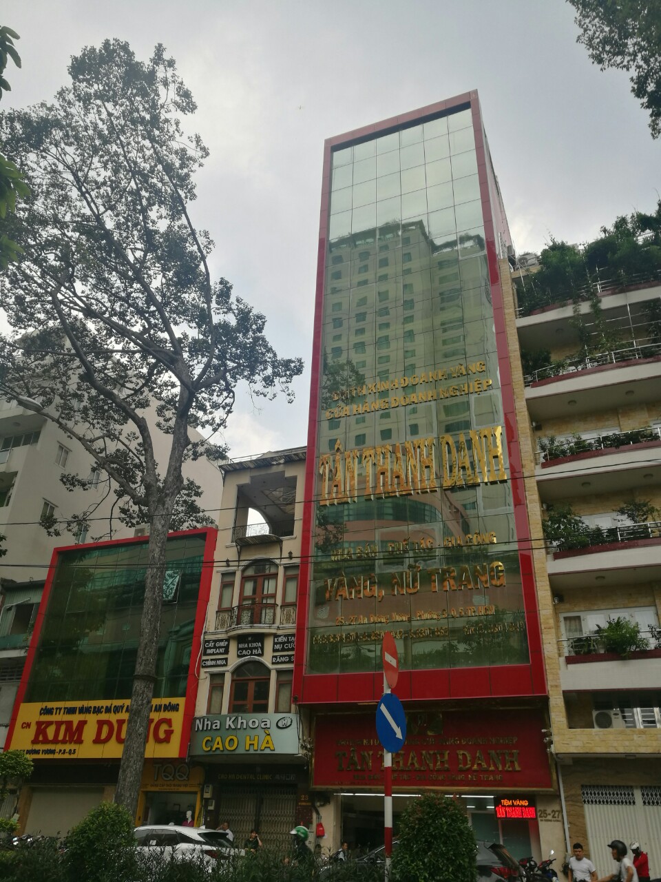 Bán nhà MT Trương Quốc Dung- Nguyễn Văn Trỗi, Q. PN (5.5x15m-5 lầu, thang máy) 17.5 tỷ TL
