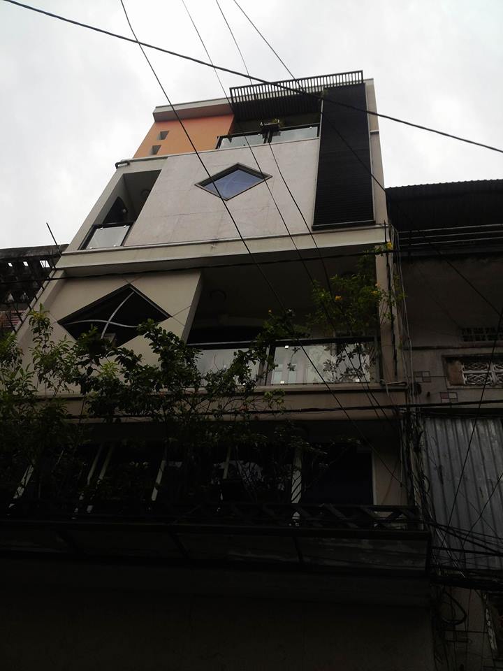  Bán gấp nhà mặt tiền đường Nguyễn Chí Thanh, P. 12, Quận 5, DT: 5.2x28m, gần BV Chợ Rẫy, chỉ 40 tỷ