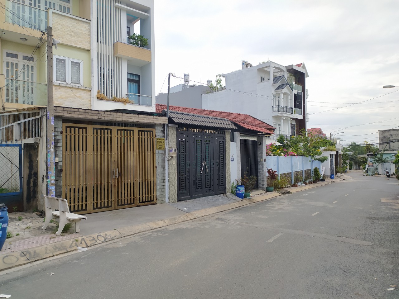 Bán nhà hẻm 3, đường 182, phường Tăng Nhơn Phú A, Quận 9 