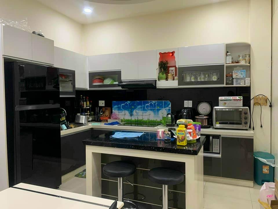 Cần bán nhà 1 trệt 3 lầu, HXH, DT48m2, Ba Tháng Hai, Q10, 4x12, Giá 8 tỷ