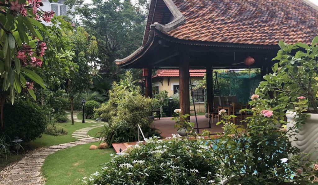 Cần bán biệt thự Kim Sơn diện tích lớn có hồ bơi khu an ninh khép kín giá tốt