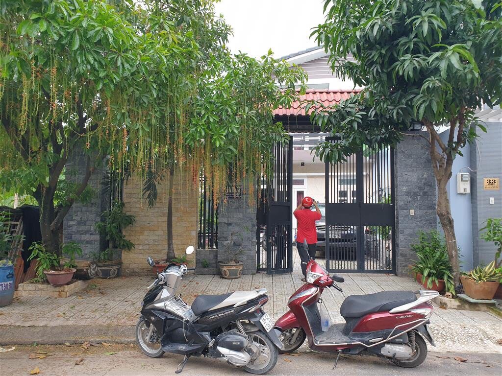 BIỆT THỰ 8X25 KHU DÂN CƯ HÒANG HẢI-BÀ ĐIỂM HÓC MÔN