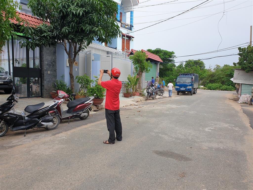 BIỆT THỰ 8X25 KHU DÂN CƯ HÒANG HẢI-BÀ ĐIỂM HÓC MÔN
