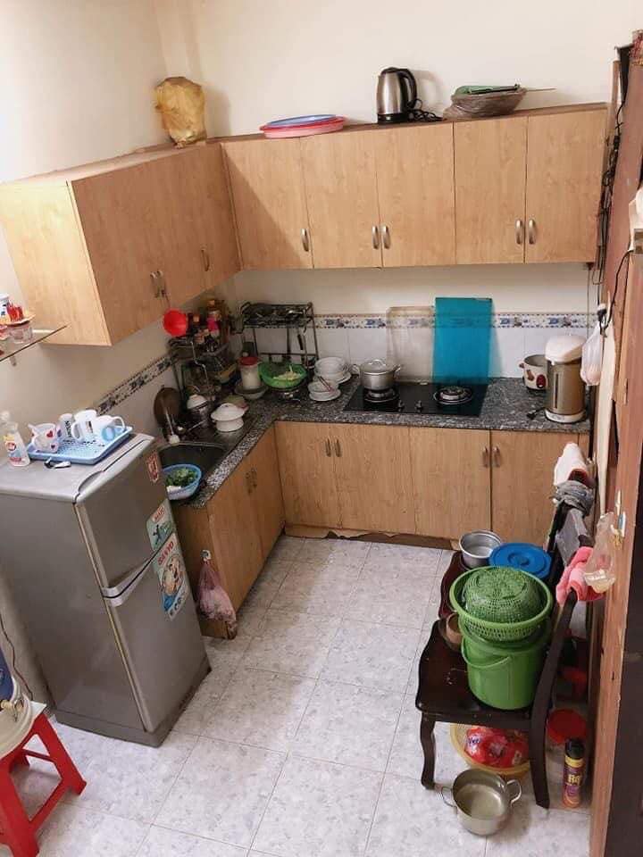 Nhà 1 trệt 3 lầu, 5PN, đường Cách Mạng Tháng Tám, Quận 10, Giá 5,1 tỷ