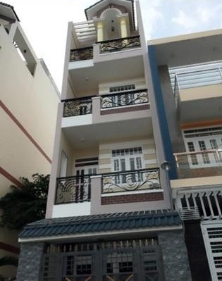 Bán nhà HXH Q5 dt 4x18m, 3 lầu giá tốt